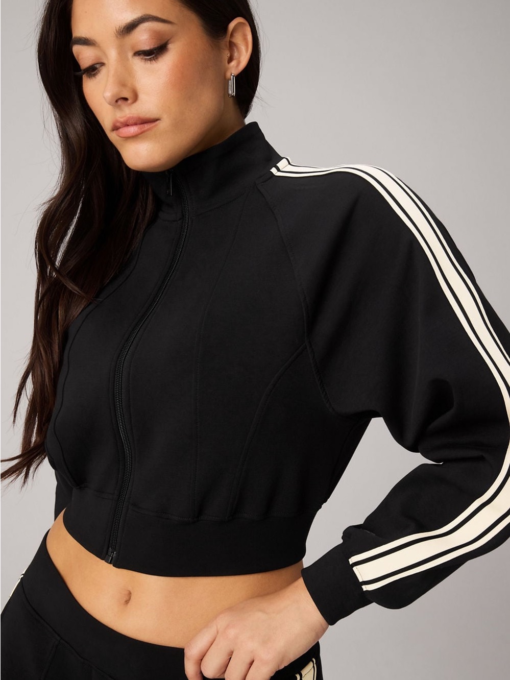 Fabletics Elevated Track Jacket Cropped Black Zip-Up Xs